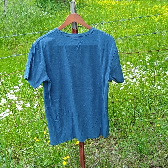 COPY - Quik silver modern fit t shirt size large - Picture 6 of 6